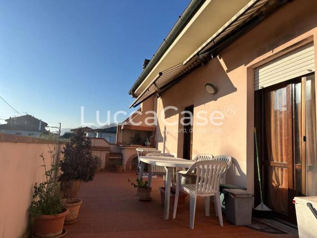 Appartamento in vendita a Bagni Di Lucca Ponte, Toscana