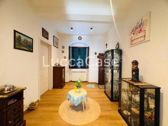 Appartamento in vendita a Bagni Di Lucca Ponte, Toscana