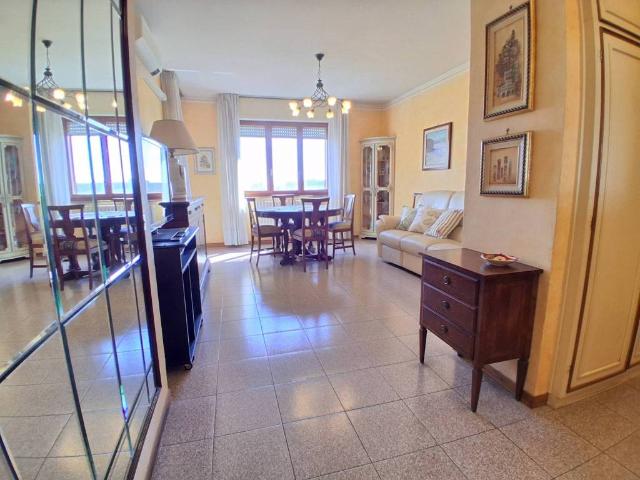 Appartamento in vendita a Corte Dovichetti, Lucca