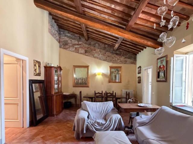 Appartamento in vendita a Monte San Quirico, Lucca