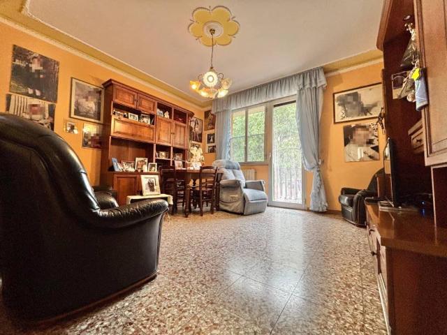 Appartamento in vendita a Santissima Annunziata, Bagni Di Lucca Ponte