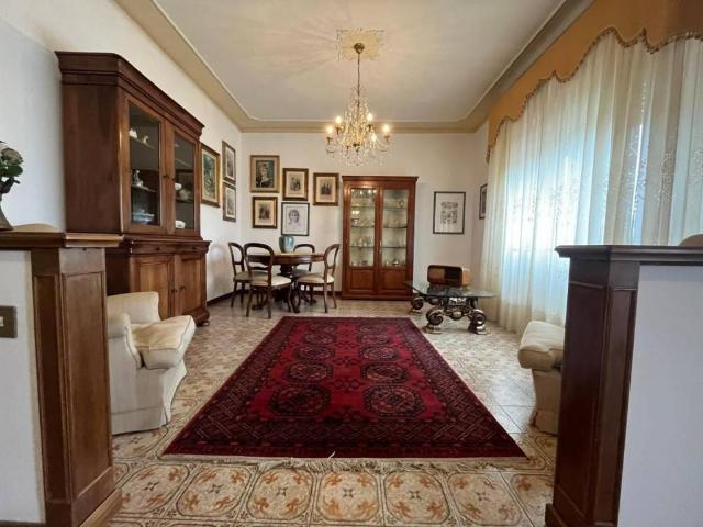 Appartamento in vendita a Nave, Bagni Di Lucca Ponte