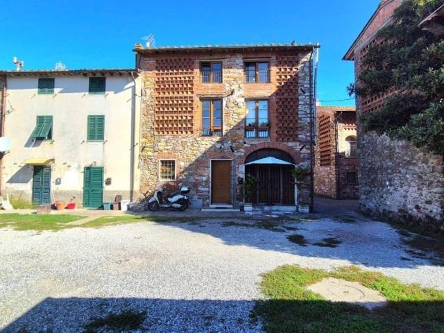 Appartamento in vendita a Sant'Alessio, Lucca