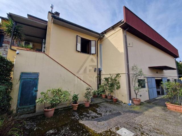 Appartamento in vendita a San Macario in Piano, Bagni Di Lucca Ponte