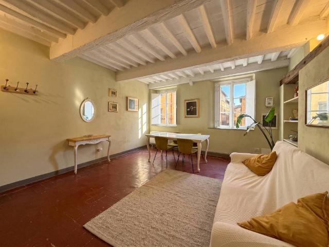 Appartamento in vendita a Sant'Anna, Lucca