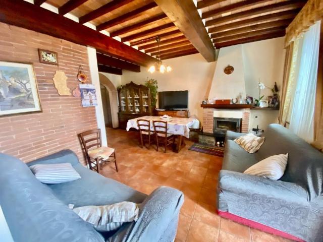 Appartamento in vendita a Monte San Quirico, Lucca