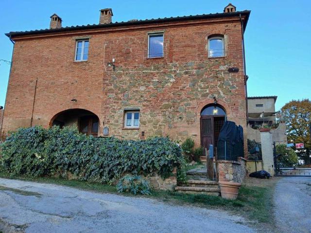 Appartamento in vendita a Lucignano, Toscana