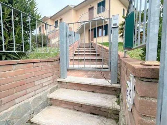 Appartamento in vendita a Lucignano, Toscana