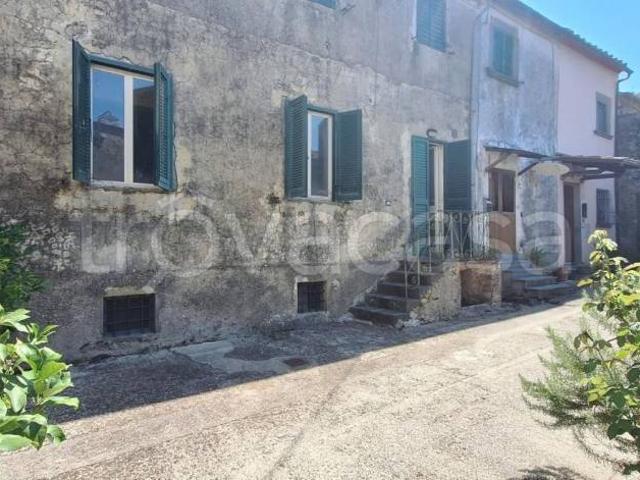 Appartamento in vendita a Unione dei comuni Media Valle del Serchio, Toscana