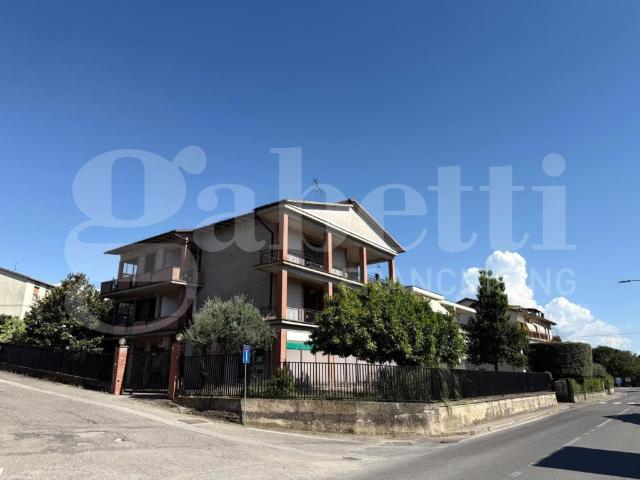 Appartamento in vendita a Lugnano In Teverina, Umbria