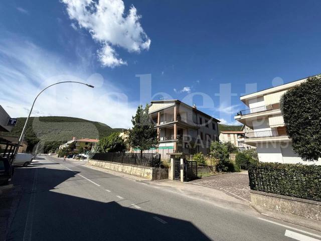 Appartamento in vendita a Lugnano In Teverina, Umbria