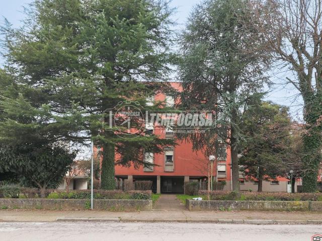 Appartamento in vendita a Unione dei comuni della Bassa Romagna, Lugo