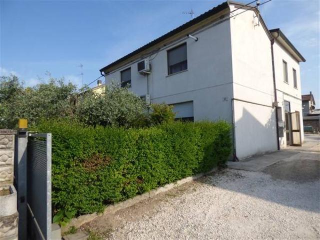 Appartamento in vendita a Unione dei comuni della Bassa Romagna, Lugo