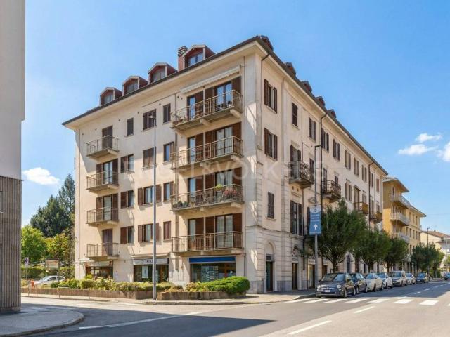 Appartamento in vendita a Comunità Montana Valli del Verbano, Luino