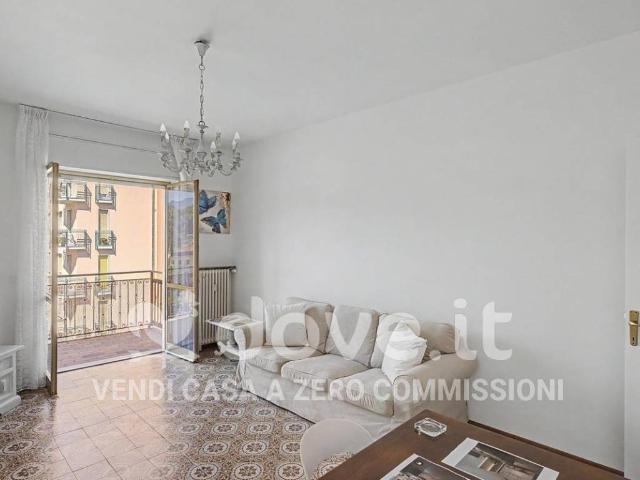 Appartamento in vendita a Comunità Montana Valli del Verbano, Luino