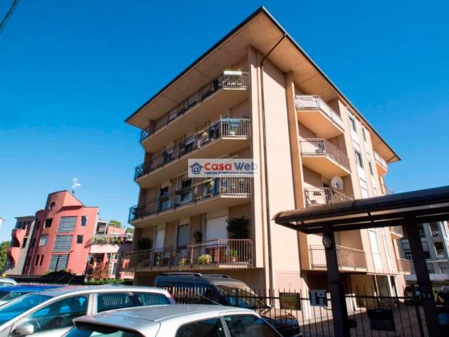 Appartamento in vendita a Comunità Montana Valli del Verbano, Luino