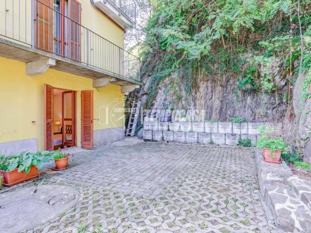 Appartamento in vendita a Poppino, Luino