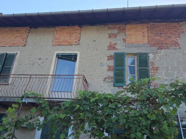 Appartamento in vendita a Comunità Montana Valli del Verbano, Luino