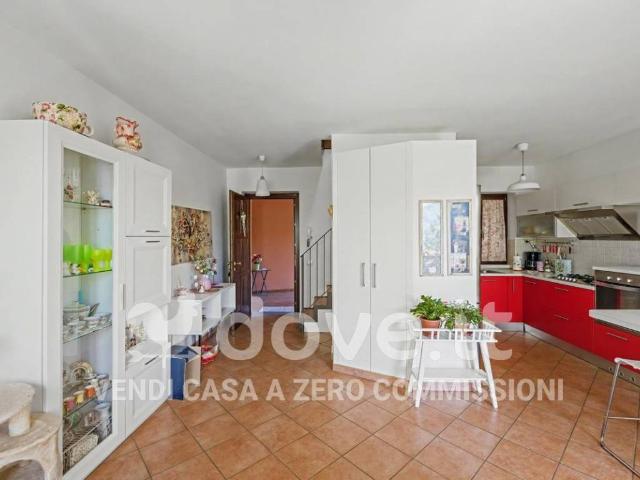 Appartamento in vendita a Comunità Montana Valli del Verbano, Luino