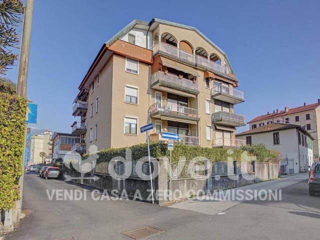 Appartamento in vendita a Comunità Montana Valli del Verbano, Luino