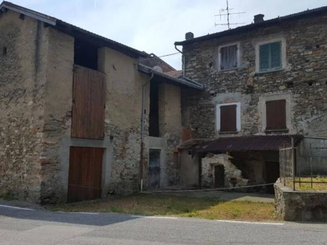 Appartamento in vendita a Comunità Montana Valli del Verbano, Luino