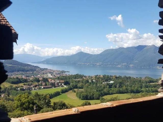 Appartamento in vendita a Comunità Montana Valli del Verbano, Luino
