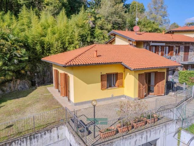 Appartamento in vendita a Poppino, Luino