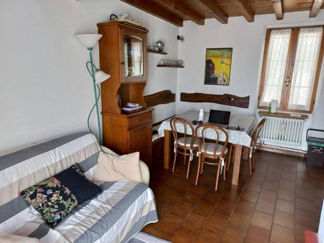 Appartamento in vendita a Colmegna, Luino