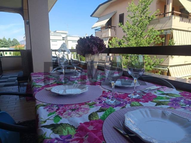 Appartamento in vendita a Portichetto, Luisago
