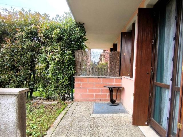 Appartamento in vendita a Luisago, Lombardia