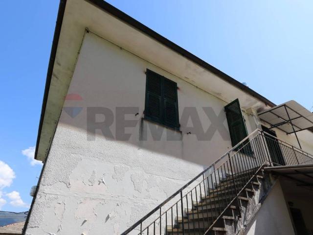 Appartamento in vendita a Lumarzo