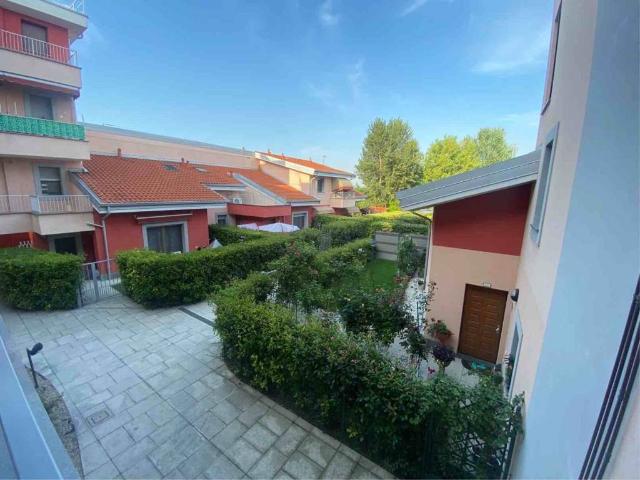 Appartamento in vendita a Lungavilla, Lombardia