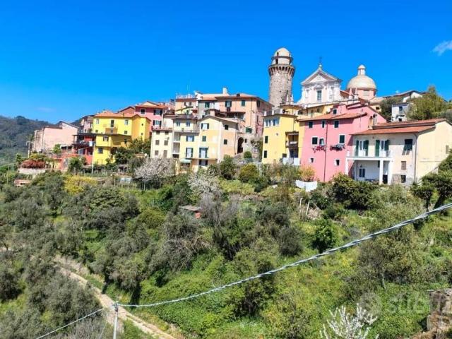 Appartamento in vendita a Luni, Liguria