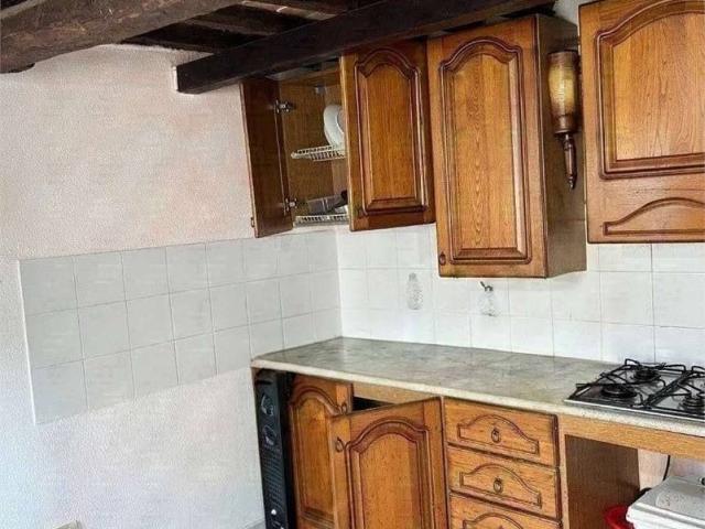 Appartamento in vendita a Dogana, Luni
