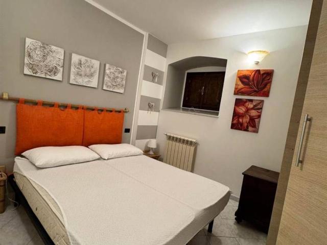 Appartamento in vendita a Luni, Liguria