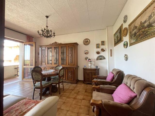 Appartamento in vendita a Luni, Liguria