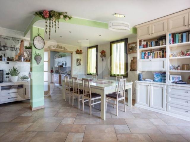 Appartamento in vendita a Villa Romanò, Lurago D'erba