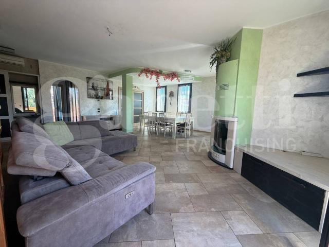 Appartamento in vendita a Villa Romanò, Lurago D'erba