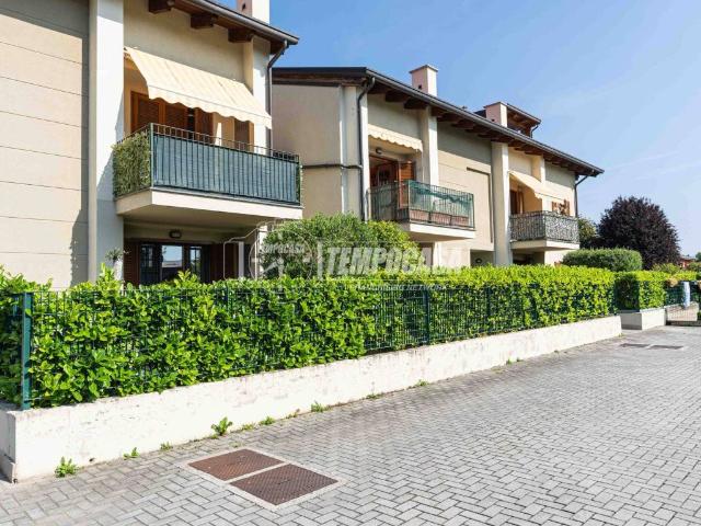 Appartamento in vendita a Lurago D'erba, Lombardia
