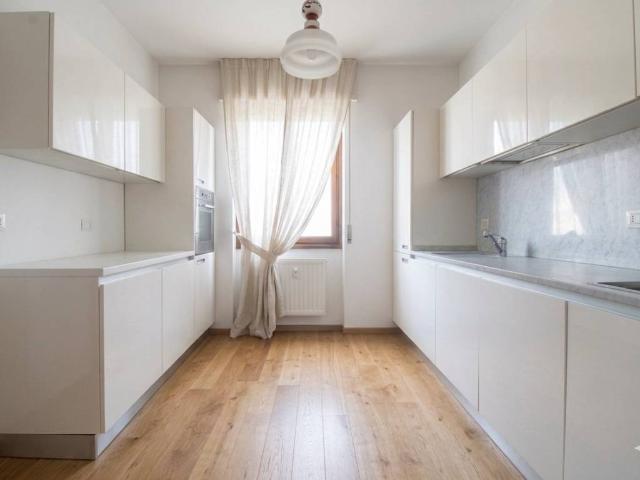 Appartamento in vendita a Lurago D'erba, Lombardia
