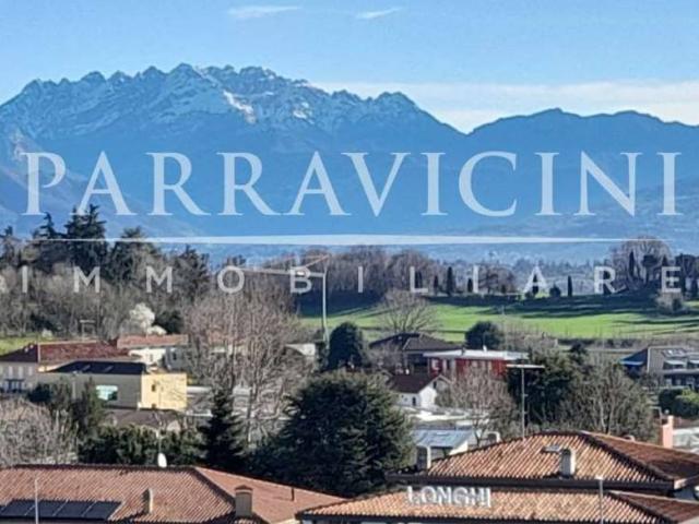 Appartamento in vendita a Inverigo, Lombardia