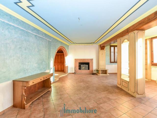 Appartamento in vendita a Lurago D'erba, Lombardia