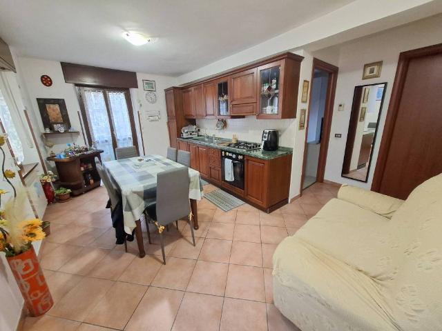 Appartamento in vendita a Lurate Abbate, Lurate Caccivio