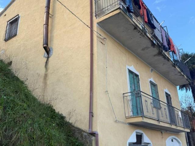 Appartamento in vendita a Lustra, Campania