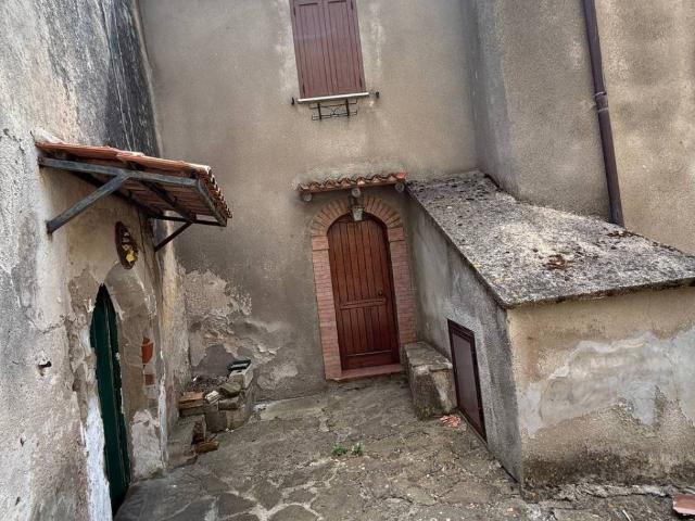 Appartamento in vendita a Lustra, Campania