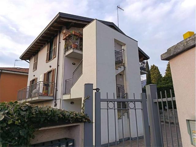 Appartamento in vendita a Scirello, Luvinate