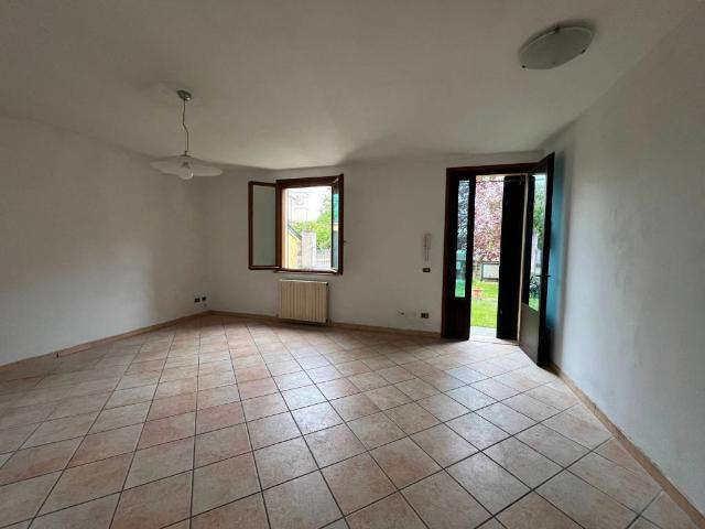 Appartamento in vendita a Bassa Reggiana, Re