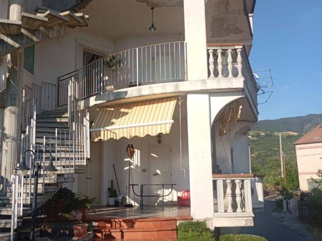 Appartamento in vendita a Luzzi, Cosenza