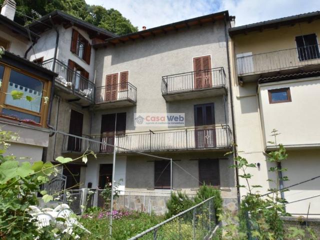 Appartamento in vendita a Comunità Montana Valli del Verbano, Maccagno