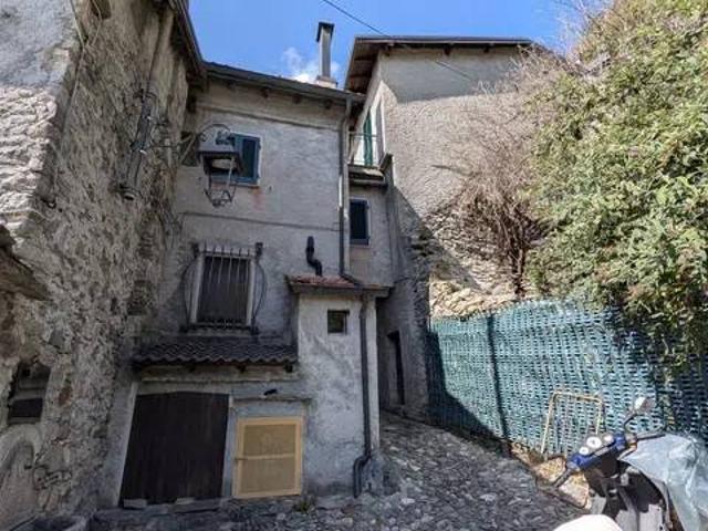 Appartamento in vendita a Musignano, Maccagno con Pino e Veddasca